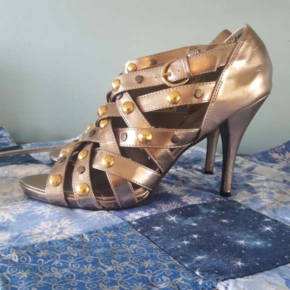 Women's high heels - Picture 2 of 2